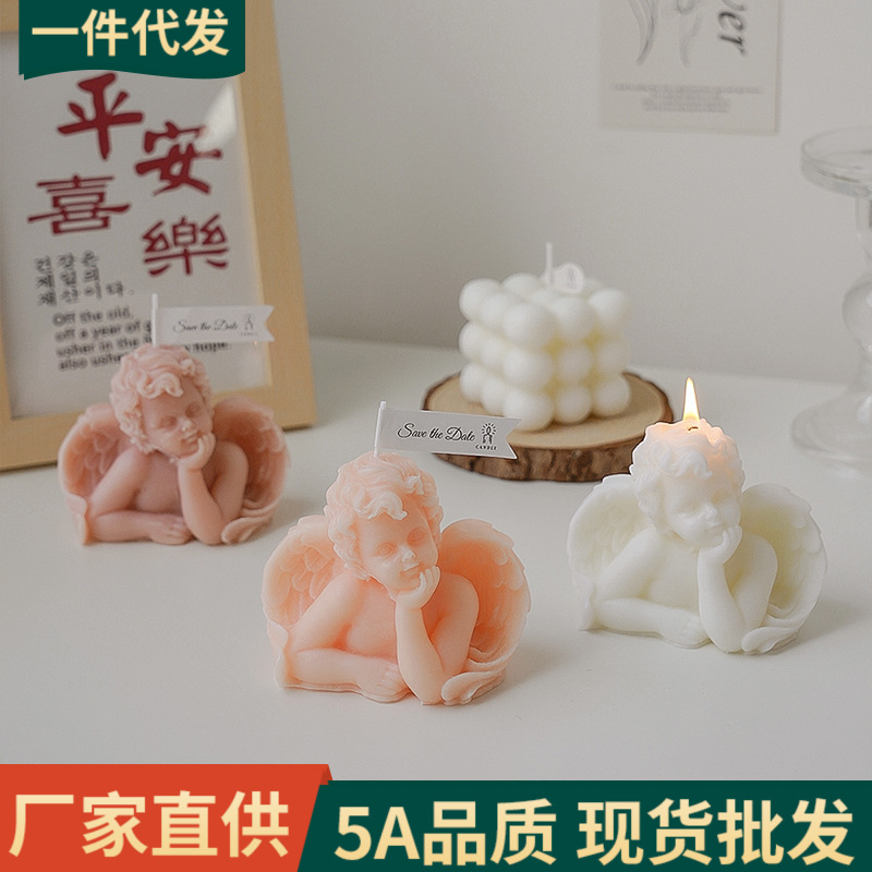 Ángel de cera de banana al por mayor regalo de cumpleaños romántico perfume decoración adornos de cera de soja transfronteriza vela de estilo