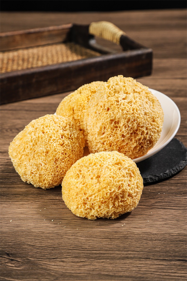 Dried Tremella Mushroom 500g Yin Er White Fungus Snow Ear Loose Bulk for Soup and Dessert key features