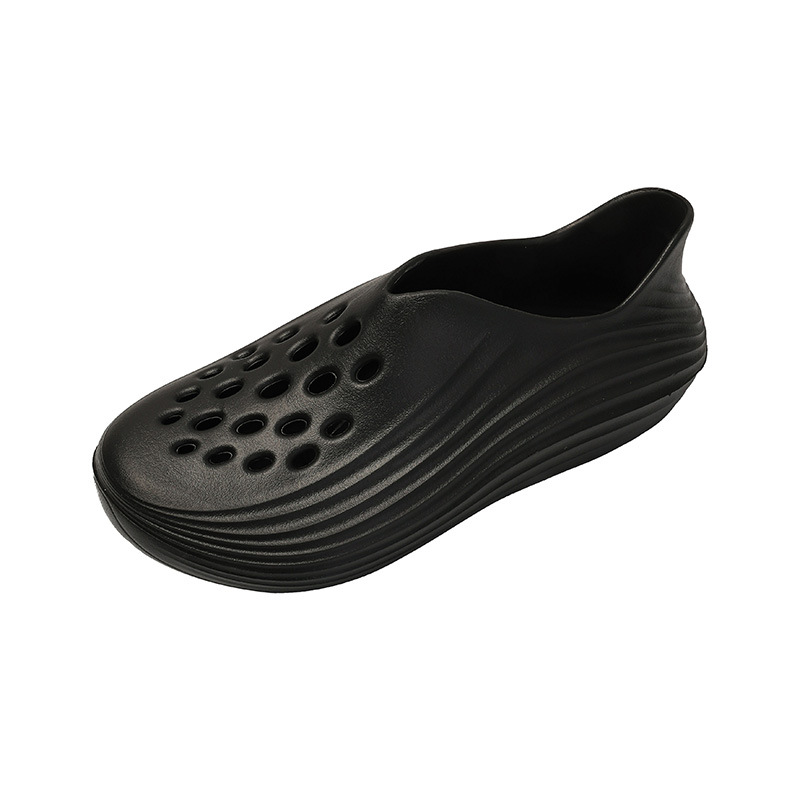 Zapatos con agujeros para parejas transfronterizas, ropa exterior para hombres, zapatillas de tacón de bolsa de altura de suela gruesa para interiores, sandalias de playa de suela blanda de moda de verano