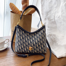 С����Ůʽ2026�¿�С���OӋ�̽��͹Ų˻@�ӳ���μ�б��μ�С��