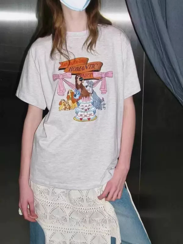 เสื้อยืดแขนสั้นคอกลมพิมพ์ลายโบว์ลูกสุนัขการ์ตูนดิสนีย์ ร่วมกับแบรนด์ดังแนวเกาหลี สไตล์ฤดูร้อน สำหรับผู้หญิง