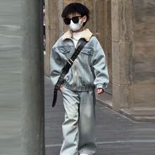 ��Ůͯţ�����b2025�¿��㼑����ӽq�д�ͯ�Ӻ����׃ɼ���