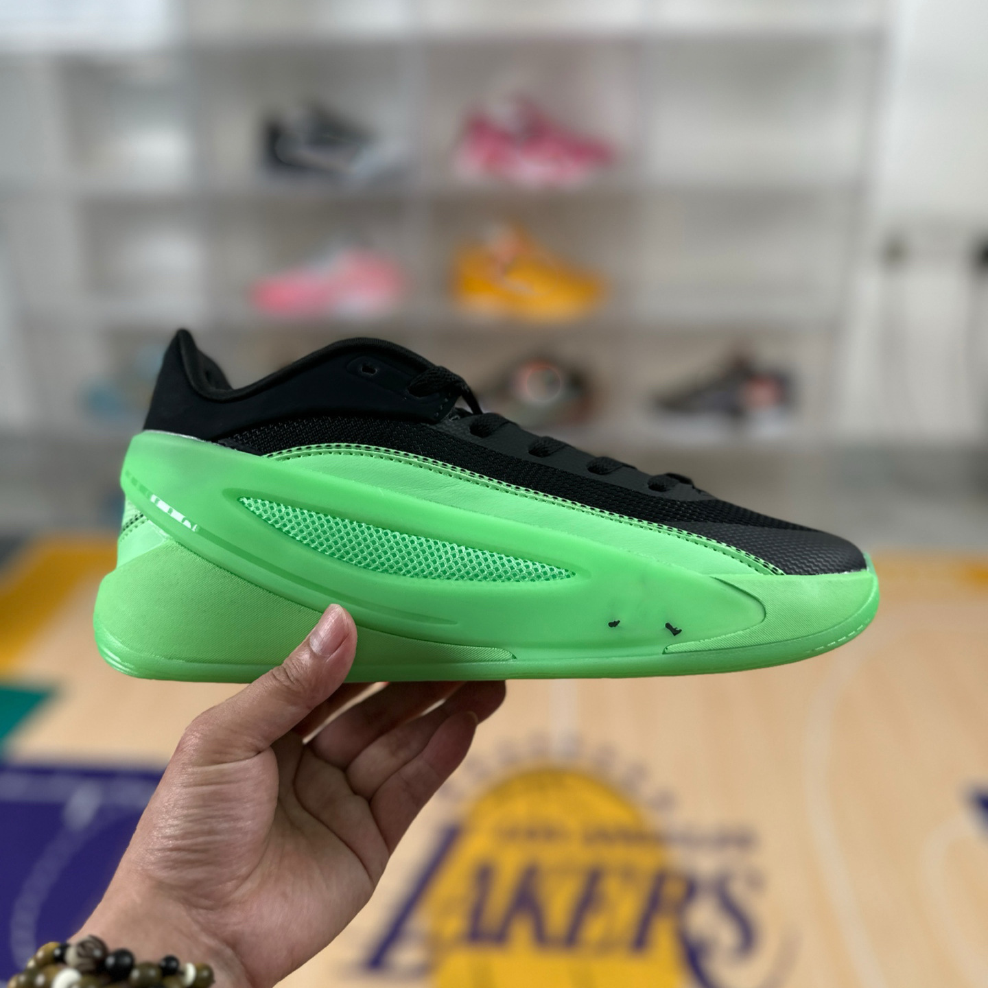 Zapatillas de Baloncesto Bajas para Hombre Luka 5, Tela de Malla y Caucho, Transpirable y Antideslizante, para Baloncesto