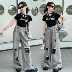 美式酷帥撞色破洞牛仔褲子女童夏季薄款2024韓版女孩炸街T恤2件套