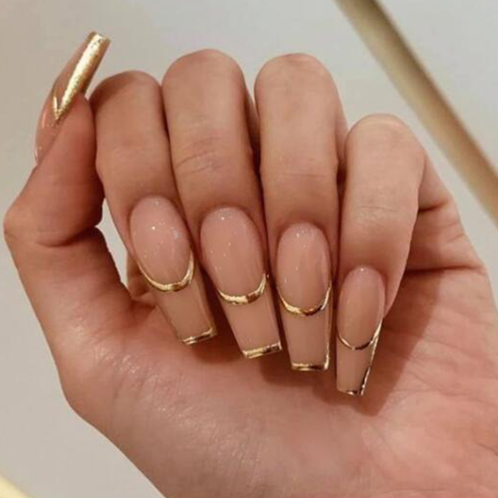 Retro lujoso oro ligero doble estilo francés de desgaste de uñas transfronterizas 24 piezas de uñas falsas desnudas