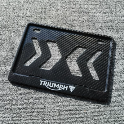 Nömrə qabı: Motorcycle License Plate Frame, Rear - motorcycle-compression-molded-dry-carbon-twill-triumph
