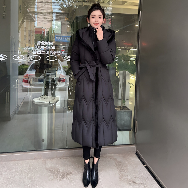 2025 ropa de algodón de moda larga nueva versión coreana sobre la rodilla L - 7XL ropa de algodón de mujer con capuzas de tamaño grande abrigo de moda
