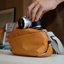 2025跨境胸包大容量新款便捷通勤包单肩高级挎包多功能骑行随身包