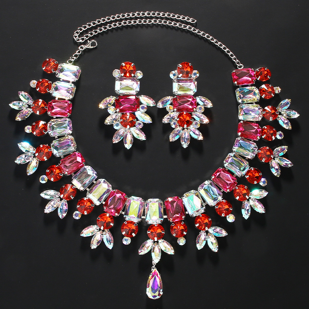 2024 nuevo traje de joyería exagerada hojas rhinestone COLLAR COLGANTE pendientes joyería para mujeres conjunto de joyas