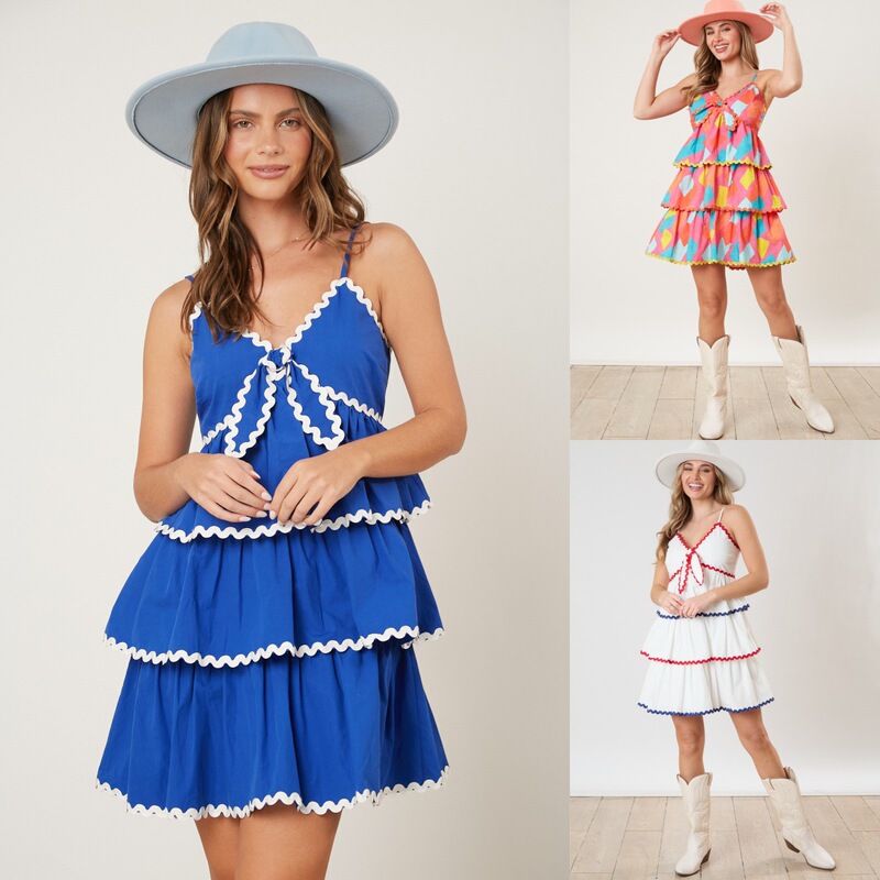 2024 Europe and the United States cross-border spring and summer new sweet and fresh wave trim strap lace stitching short dress