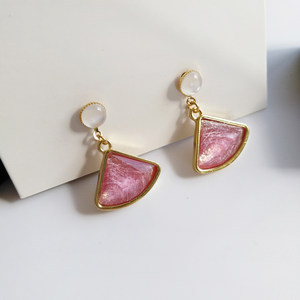 55# ear clip style