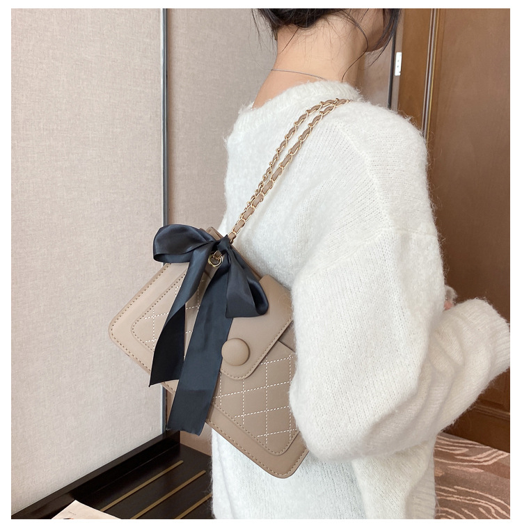 Fashion One-shoulder Chain Bag display picture 12