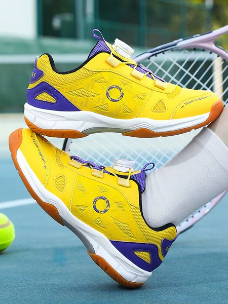 Children's professional badminton shoes with rotating buckle, boys' tennis shoes, girls' non-slip lightweight training sports shoes, table tennis shoes