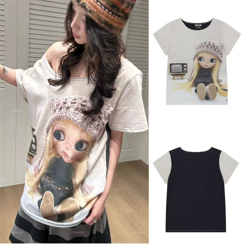 Korean Coyseio Collaboration Doll Print One-Shoulder Loose Short-Sleeve T-Shirt for Women, Early Spring 2026 New Style Top
