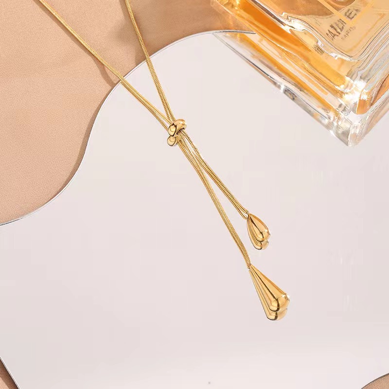 1 Piece, 1 Pair Quantity Holiday, Daily Occasion Titanium Steel Gold Plated Simple Style Classic Style Solid Color Plating Earrings Necklace