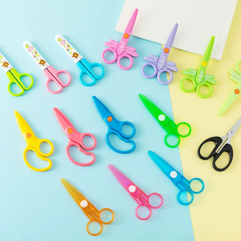 Children's safe plastic universal harmless scissors, (Physicals)