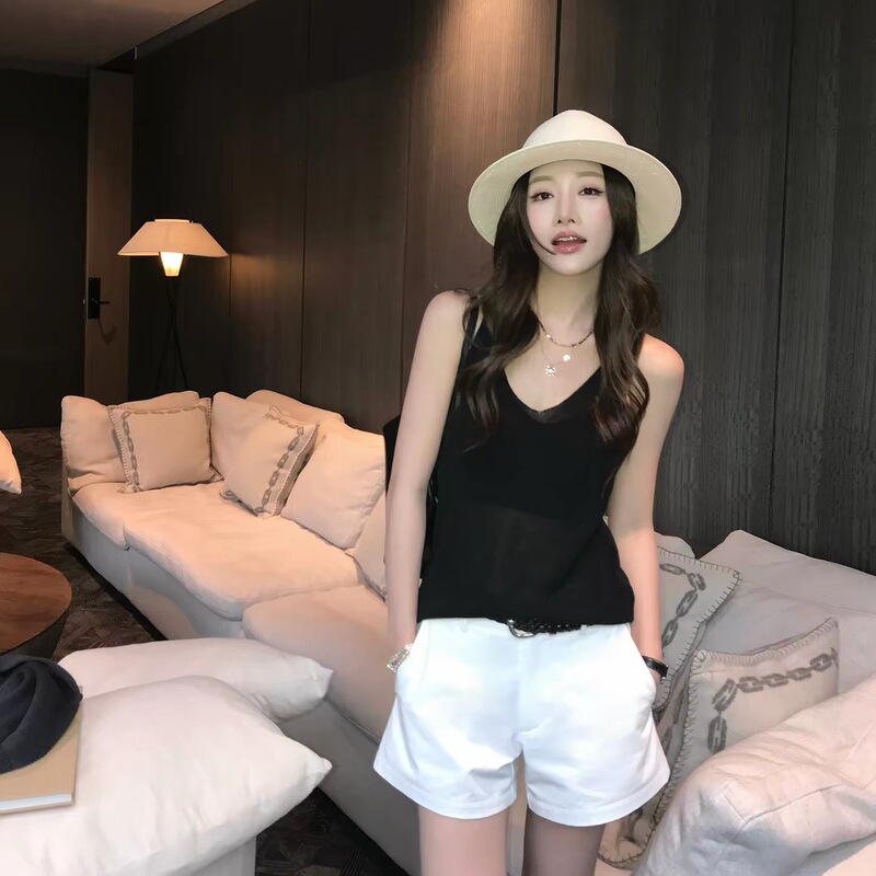 Lightweight, Zero-Pressure, Breathable, Minimalist Japanese Imported Washi Paper Yarn, Cool V-Neck Slim-Fit Tank Top