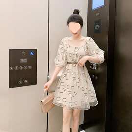 夏装2026年新款炸街网纱裙子超仙显瘦仙女裙小个子方领连衣裙