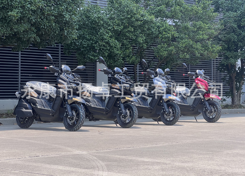 Qijue Tank Electric Motorcycle 72V Lithium Battery Electric Scooter Russian Gt Electric Scooter Wholesale