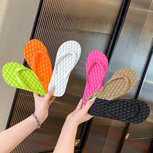 ������Ů�ļ��¿�������s���⴩��ɫ�A�_��߅ɳ����H����Ь��ʿ