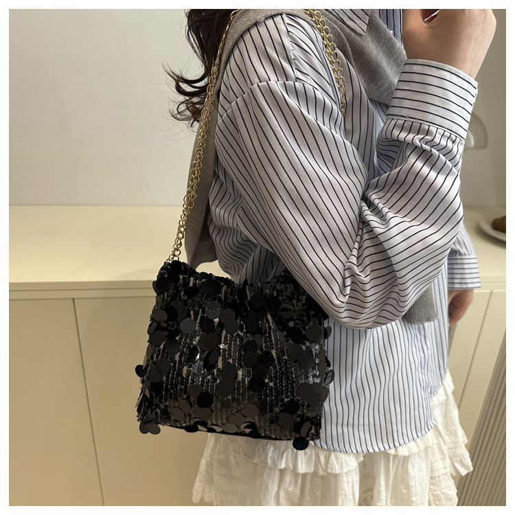 315g Weight Polyester Lining Material Chain Fashion Element Magnetic Buckle Closure Type Single Shoulder Strap Strap Type Crossbody Bag Bags Type Holiday, Daily Occasion Sequin Material Women's Backpack Backpack Solid Color Pattern All Seasons Season Women's Gender Elegant, Classic Style Style Bucket Shape Women's Sequin Solid Color Elegant Classic Style Chain Bucket Magnetic Buckle Crossbody Bag 11