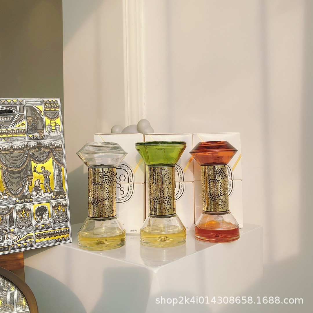 Description Picture 3 of itemDiptyques Time Hourglass Fragrance Diffuser With Baies 34 High Quality Aromatherapy Perfume Scent Natural Home Fragrance Decor