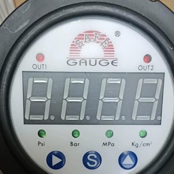 Обычная обработка экрана радиальный манометр пластиковая диафрагма полипропиленовый корпус ударопрочный отрицательное давление осевого резьбового соединения