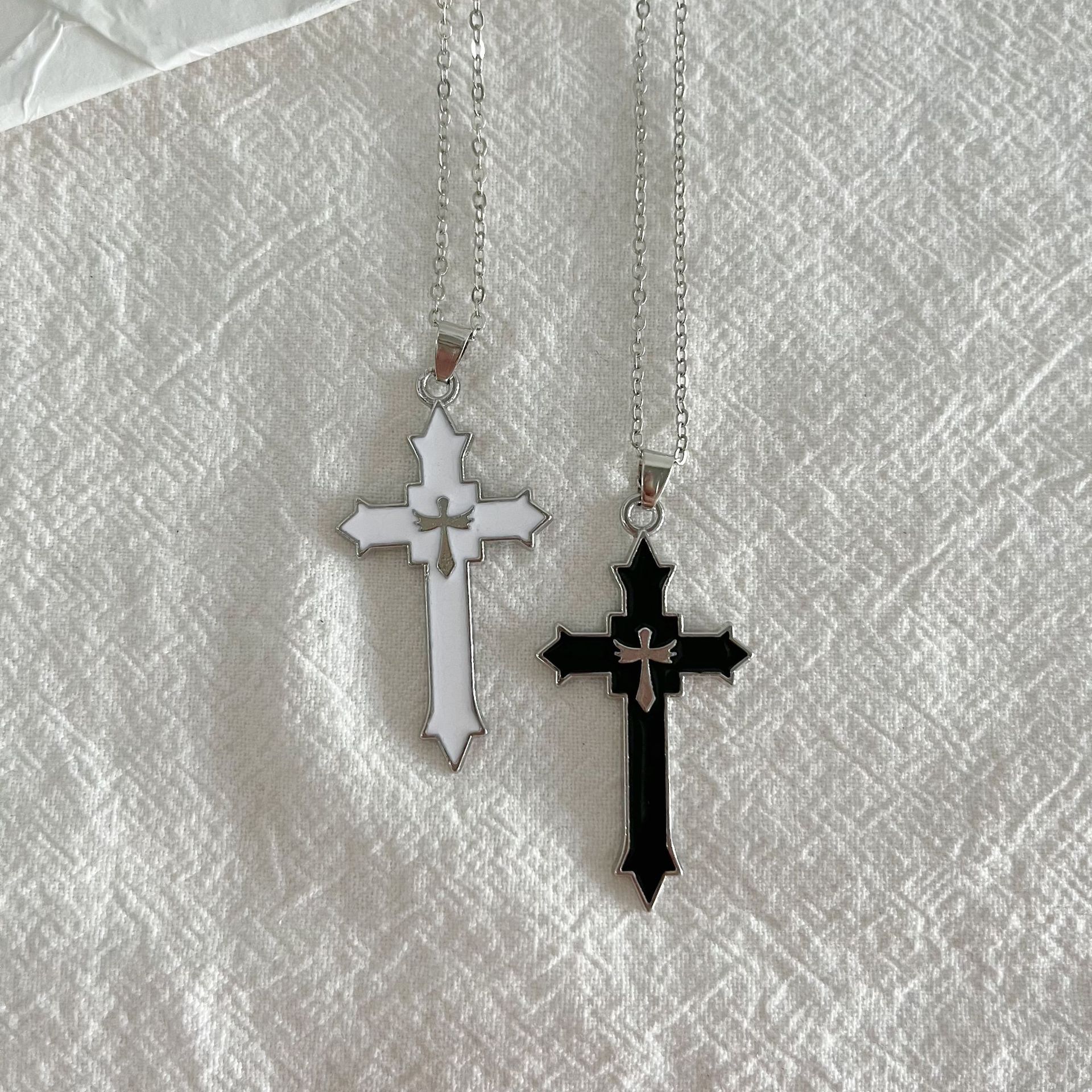 Cross-Border Hip-Hop Necklace Jewelry Men's Popular Street Cross Personality Disco Alloy Pendant Sweater Chain Wholesale