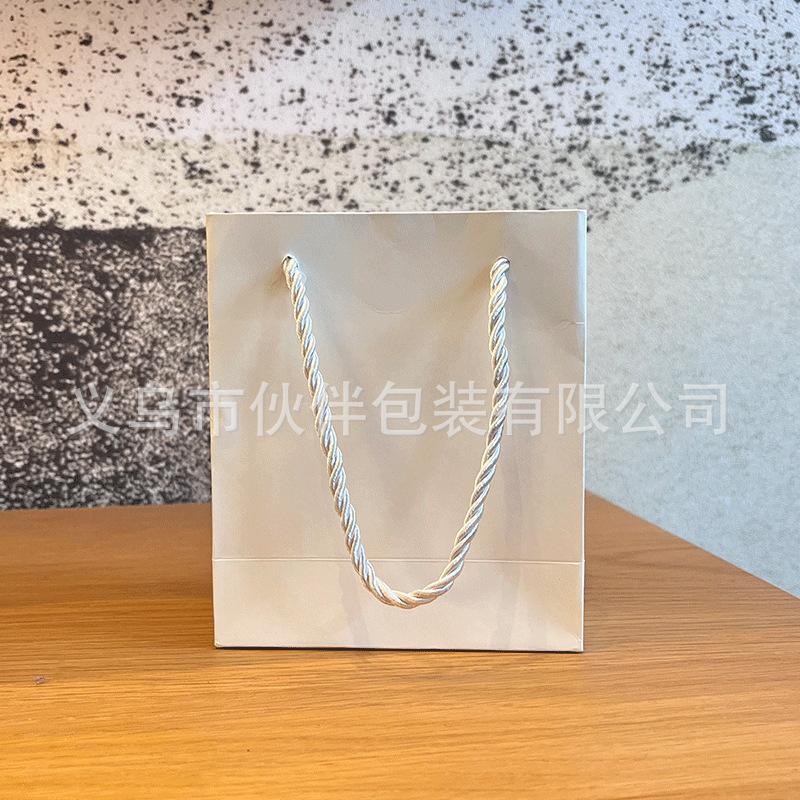 선물가방(유백색), 14.5*12.5*6cm