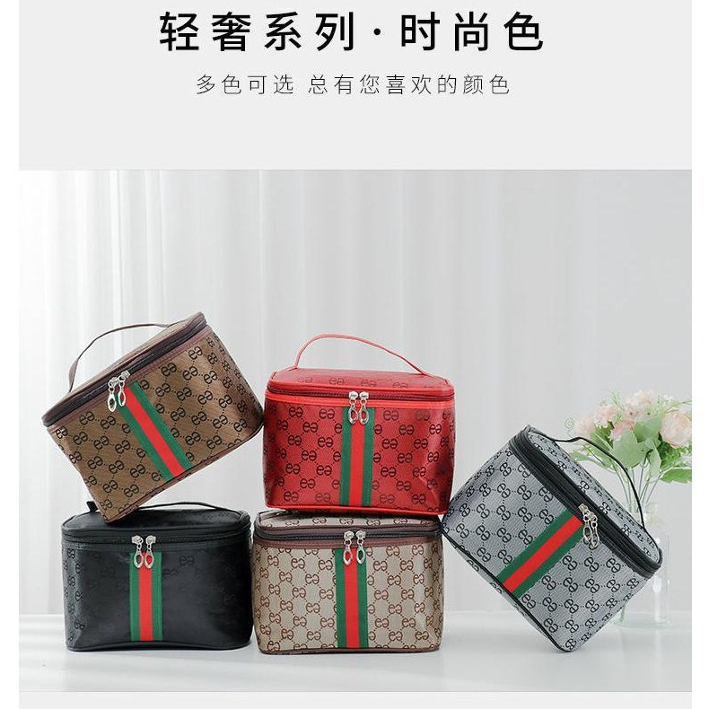 ブランド風化粧バッグ収納旅行外出携帯サラリーマン衝突色経典金対外貿易大量代発|undefined