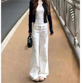 白色牛仔裤女秋冬季百搭美式高腰宽松不贴腿微喇水洗辣妹马蹄裤