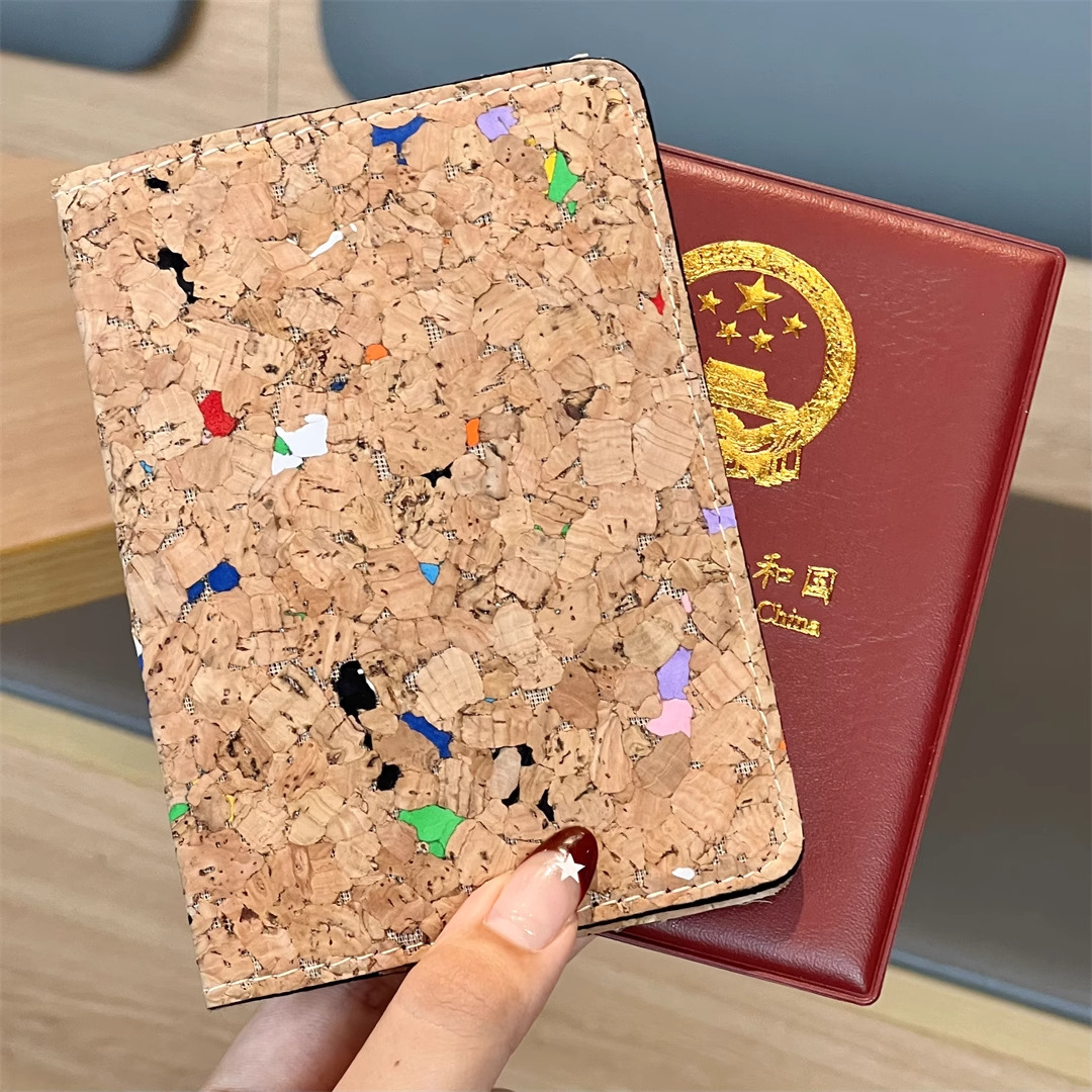 香港petite天然软木纹红酒塞材质护照夹卡包新款钱包出国机票收纳