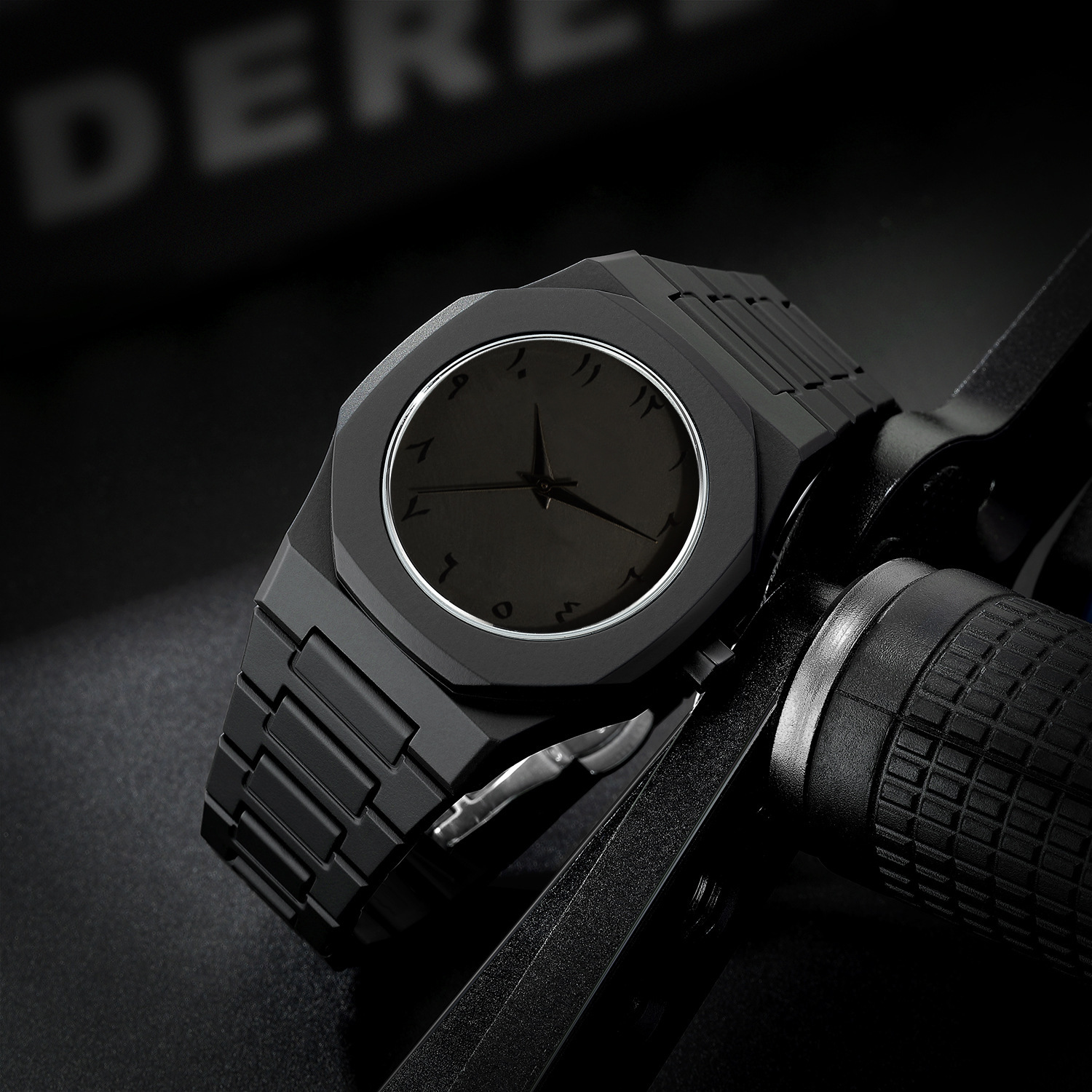 Cross-Border Popular Black Warrior Millennium Retro Y2K New Fashion Plastic Quartz Watch Factory Direct Sale