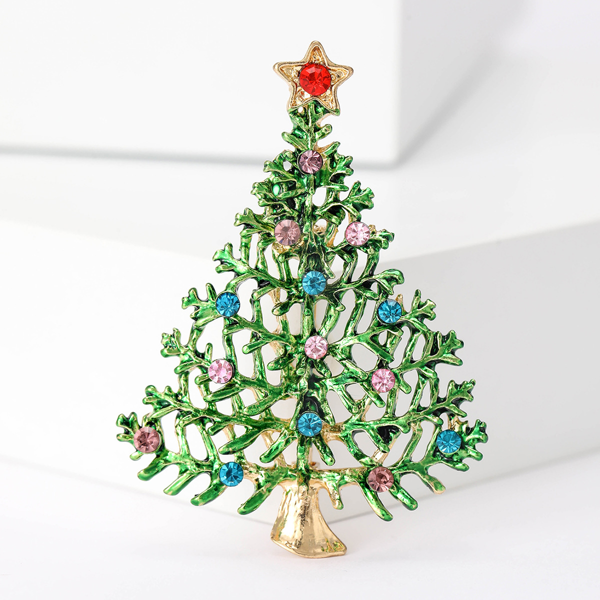 European and American creative hollow Christmas tree brooch alloy enamel drop oil diamond corsage jewelry wholesale Christmas gift