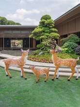 户外仿真梅花鹿玻璃钢动物雕塑小区花园林景观装饰鹿小品草坪摆件