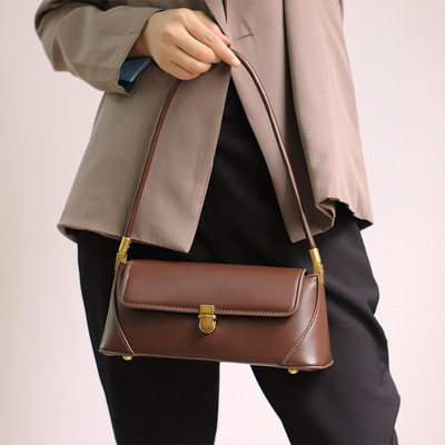 包包女2021新款感轻奢法棍包简约单肩包通勤腋下包锁扣手拎包