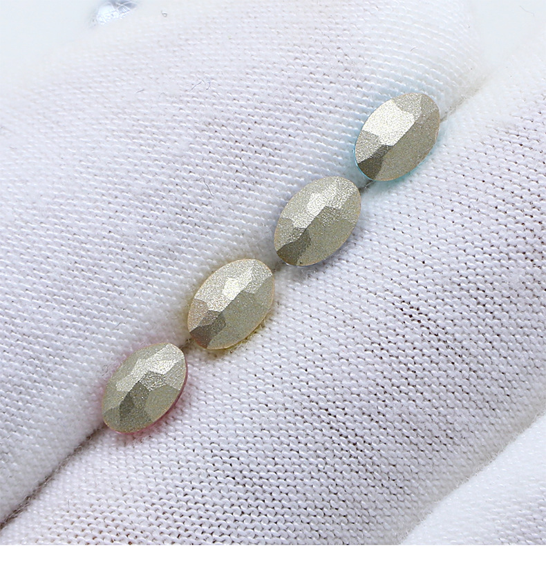 3002-15色本色-(6X4)-1688-钱丽超-俊娇(国