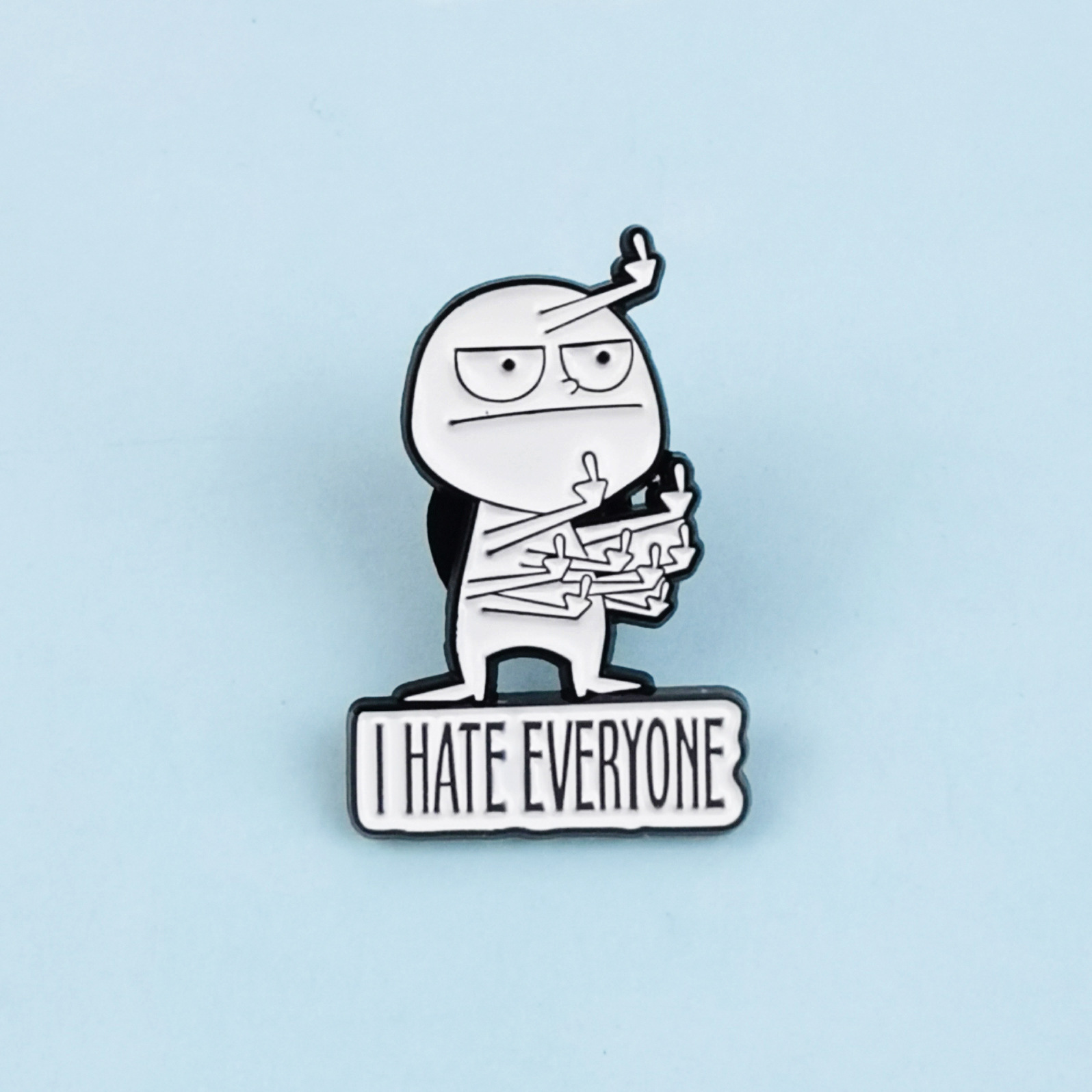 Insignia de dedo medio divertido, accesorios de insignia de villano, diseño creativo, frases en inglés, ropa de dibujos animados, broche, venta al por mayor transfronteriza