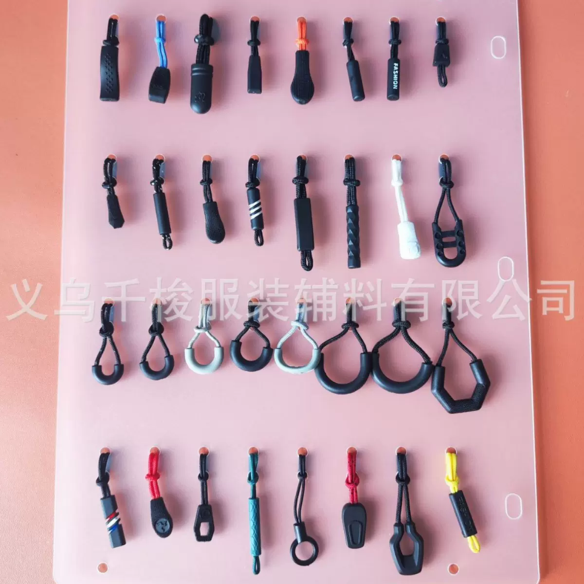 工厂现货注塑U型拉链头拉尾绳 服装鞋服箱包塑胶PU半圆拉攀拉袢绳