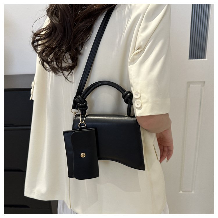 Moteveske for kvinner 2024 ny trend mote skulder enkel uformell crossbody ensfarget mor og barn-veske_voghion.com