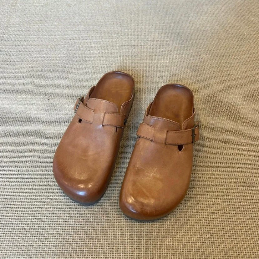 Туфли Birken на толстой подошве с кожаными полутапочками с носком на одну ногу для женщин, которые носят новые весенне-осенние уродливые милые тапочки Boken 2025 года