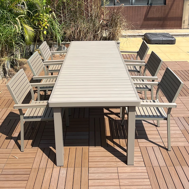 Mesas y sillas de comedor de balcón al aire libre nórdico Patio de la villa Sala de sol Jardín del hotel Recreación al aire libre Cuerda de ocio Muebles de silla de ratán