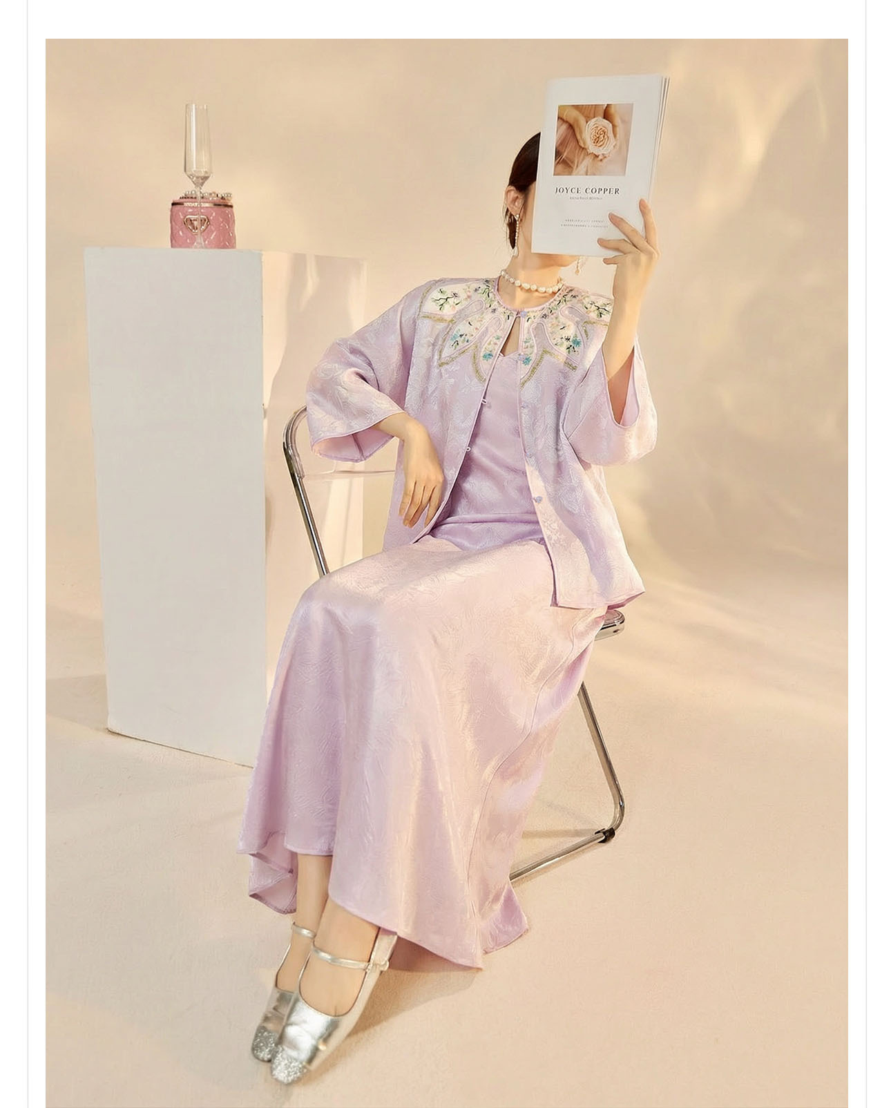 Áo sơ mi nữ thêu hoa kiểu Trung Hoa mới, phong cách cổ điển, nút áo jacquard sang trọng — màu tím nhạt chi tiết 3
