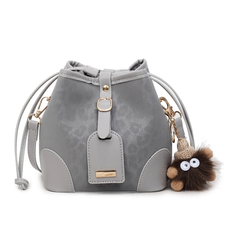 Bolso de moda de alta calidad para mujeres otoño y invierno 2025, nuevo estilo de moda, bolso de hombro universal, bolso de tendencia.