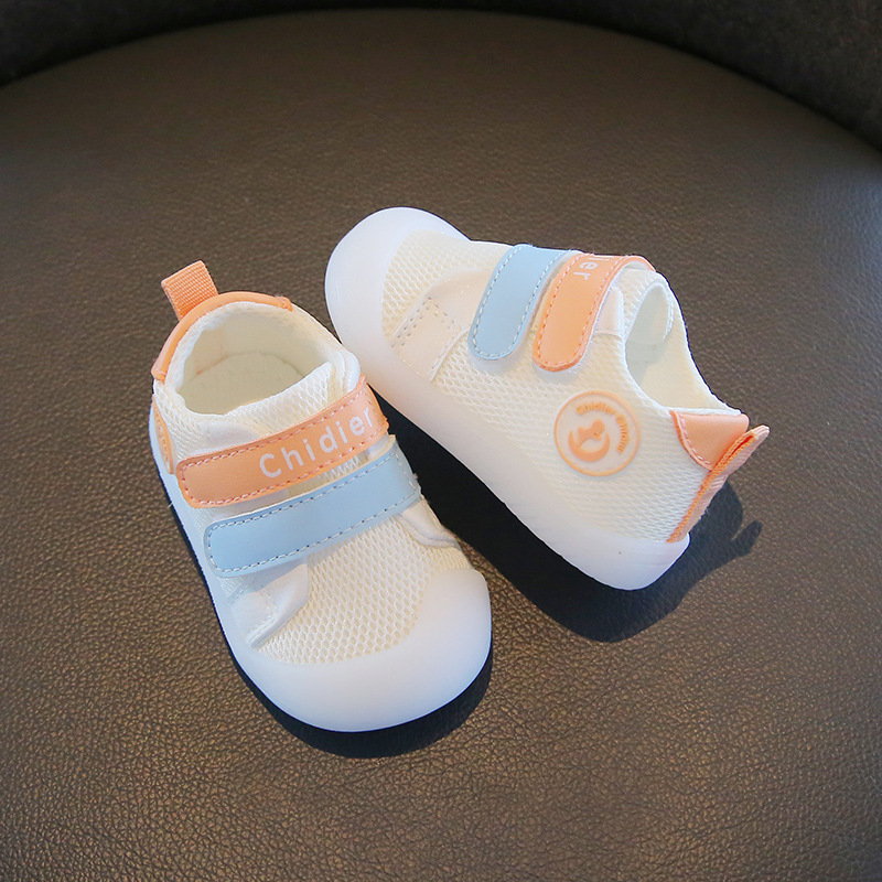2024 nuevos zapatos para bebés primavera y otoño zapatos para niños pequeños de suela suave 1 1 1 2 años zapatos para niños y niñas zapatos blancos de malla hombres