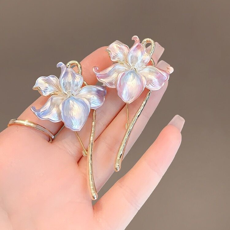 Japanese and Korean Temperament Advanced Sense Water Lilies Brooch Adjusting Artistic Cheongsam Anti-running Light Pin Three-dimensional Flower Suit Accessories