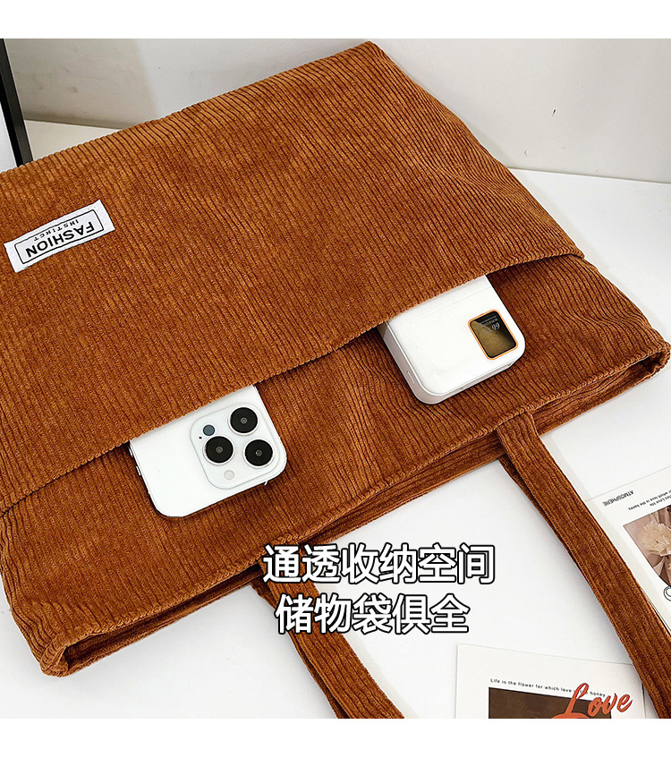 The fashionable and retro bucket bag for women, the new large-capacity versatile crossbody bag for women, and the trendy and elegant tote bag for women are selling well undefined