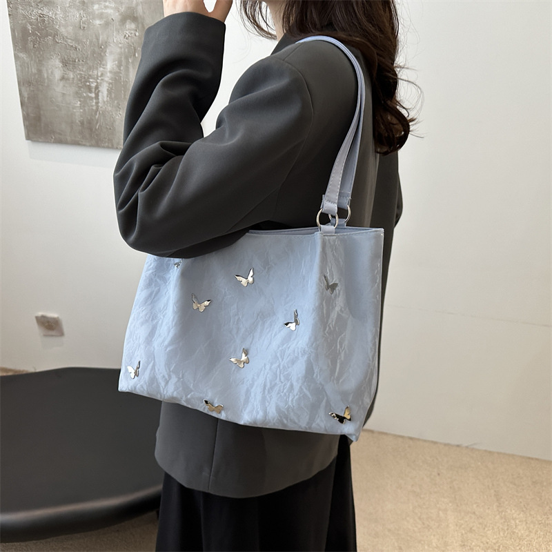 Bolsas de viaje de gran capacidad 2025, nuevas bolsas de mujer casuales, bolsas de arco de hombro para estudiantes universitarios, bolsas de clase.