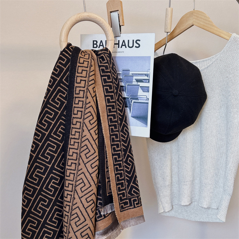 Neuer vielseitiger, einfacher geometrischer doppelseitiger I-Mitation-Kaschmir-Winterwärmer, langer Schal mit Schal und Mantel für_voghion.com