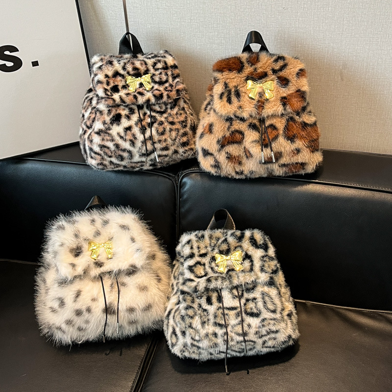 跨境新款仿貂毛绒包秋冬高级感女包毛毛包高颜值仿毛绒双肩包批发